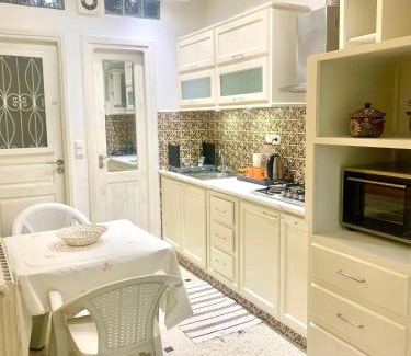 Sidi Abdel Aziz Apartment | Charming S1 Near La Marsa Beach