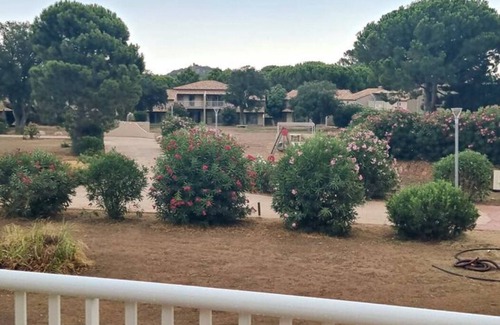 Cala Rossa Apartment | Charming studio 1 km from the beach with swimming pool.