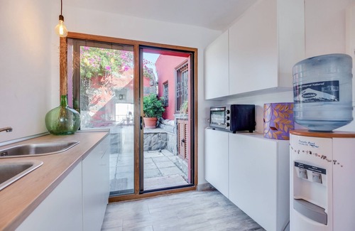 El Madronal Apartment | Charming Studio Apartment “Estudio Cardón” with Sea View, Mountain View