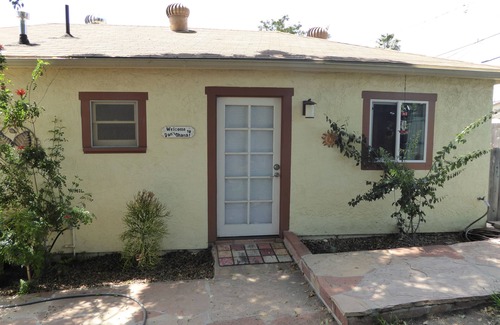 Rolando Village Cottage | Charming Studio Cottage in fabulous San Diego with all amenities!