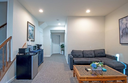 Leesburg Apartment | Charming studio with WiFi and AC in serene Leesburg