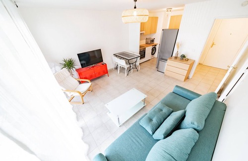 Ferrandiere - Maisons Neuves Apartment | Charming T2 (44M2) bright with Terrace