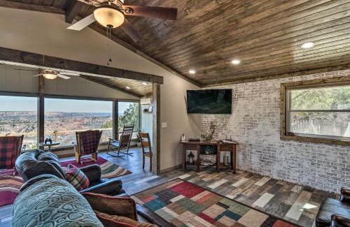 Canyon House | Charming Texas Home with Stunning Canyon Views!