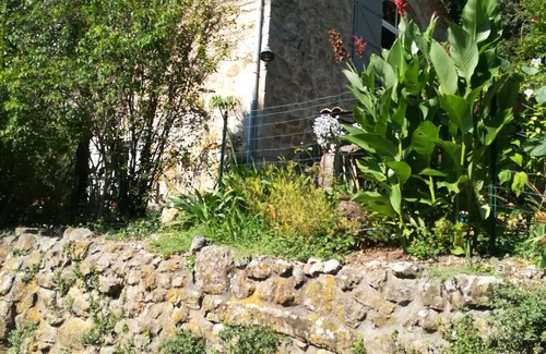 Aubenas House | charming town in a large house