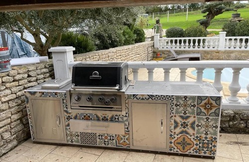 Chenon House | Charming updated and 4-bedroom mill house on the river with fantastic views.