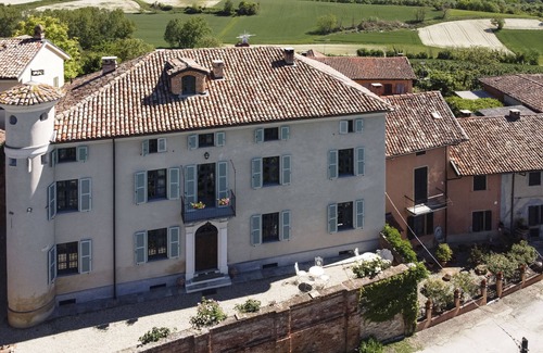 Montiglio Monferrato Villa | Charming Villa in Monferrato Hills