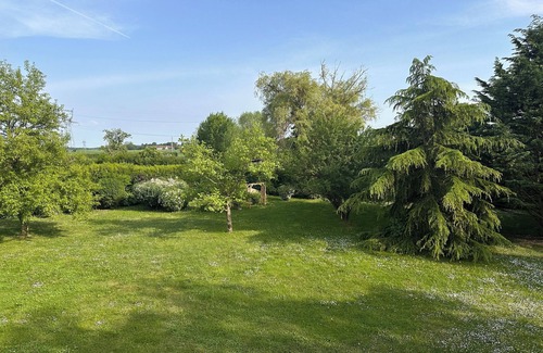 Mondreville House | Charming villa with pool 50 minutes from Paris