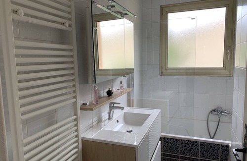 Estanove House | Charming villa with south-facing pool