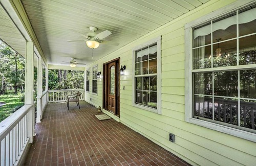 Earleton House | Charming Waldo Getaway Near Lake Santa Fe!