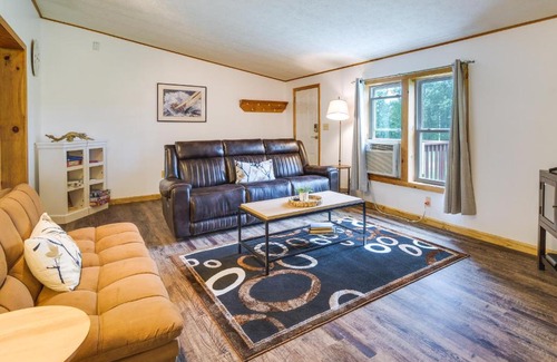 Watkins Glen House | Charming Watkins Glen Home with Deck and Yard!