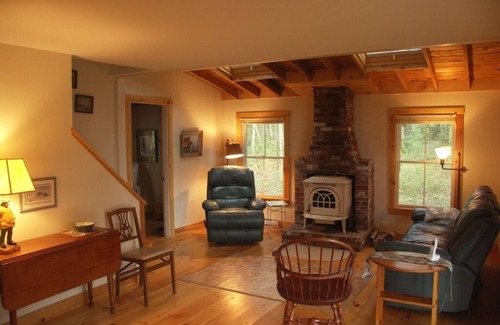 Chamberlain Cottage | Charming Woodsy Cottage - Ocean View with Monhegan Island