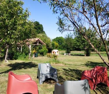 Saint-Andre-sur-Sevre House | Charoul'Hôtes Gîtes et roulotte insolite