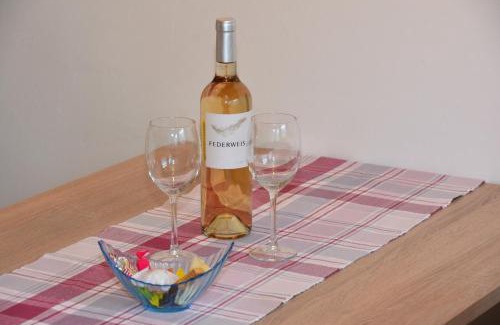 Ravaisch Apartment | Chasa Val Bella