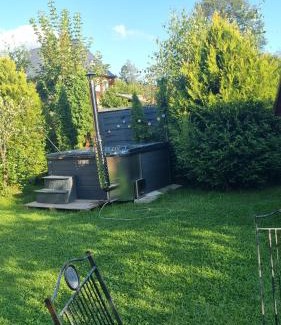 Janowice Wielkie Ski Chalet | Chata Czarny Kot z jacuzzi i sauną