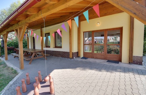 Horni Branna House | Chata Pod Hajkem -Holiday house with garden, outdoor pool, in the area of farms.