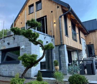 Jiretin pod Bukovou Ski Chalet | Chata u Jelenů