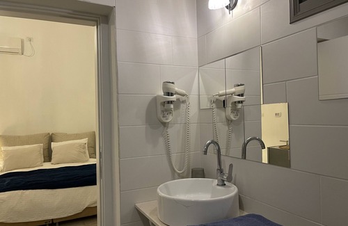 Acre Old City Apartment | Chateau Akko - Amazing Terrace w/view to the sea