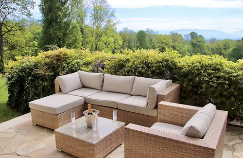 Echenevex Villa | Chateau d'Echenevex - Luxury Escape near Geneva