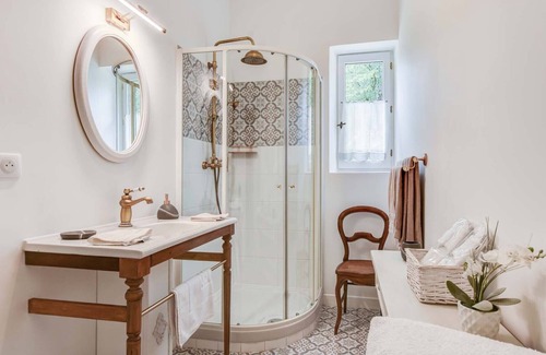 Damiatte House | Chateau de Pourpry