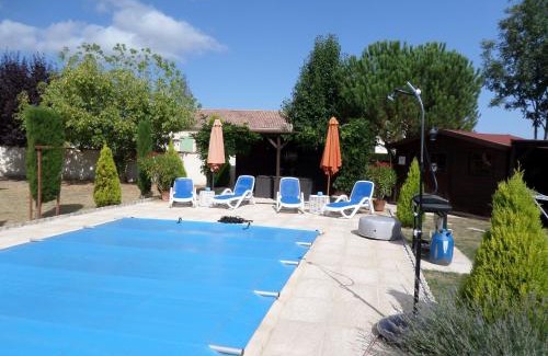 Moncoutant House | CHATEAU GAILLARD