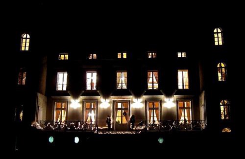 Tournon-Saint-Pierre Bed & Breakfast | CHATEAU Les VALLÉES