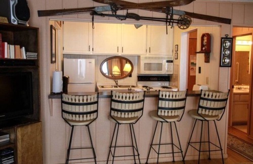 Tofte Condo | Chateau LeVeaux Unit 10