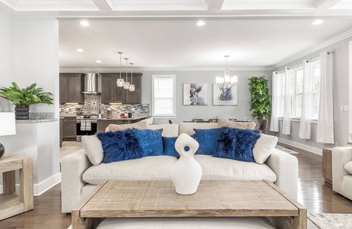 Northside House | CHATTANOOGA CHARM! Spacious 4-bedroom house with Game Room and Arcade's!