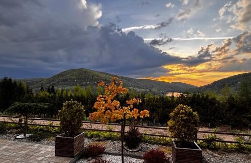 Bobrka Ski Chalet | Chaty na Cholewicy Domki Całoroczne