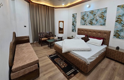 Barkot Hotel | Chauhan Annexe