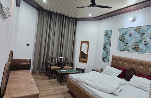 Barkot Hotel | Chauhan Annexe