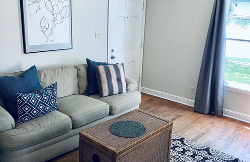 Broadmoor House | Cheer on Centenary Gents/Ladies; Family Friendly