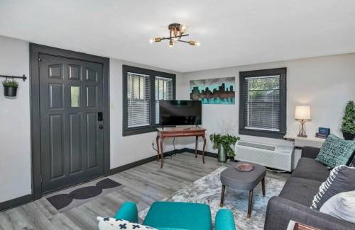 Earlewood House | Cheerful 2BR in Earlewood