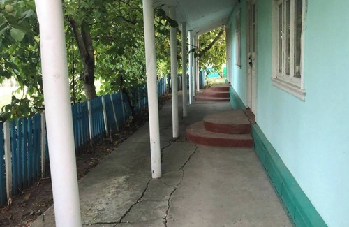 Drochia District House | Cheerful House !