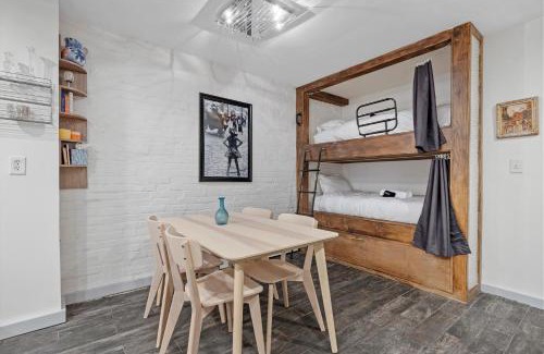 Lanier Heights Apartment | Cheery Flat in Adams Morgan - Mt Pleasant