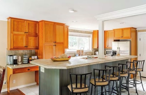 Education Hill House | Chef's kitchen m/s from Downtown/Microsoft/Marymoor