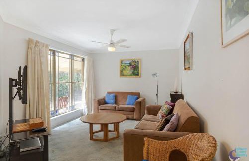 Mystery Bay House | Cherrybush at Mystery Bay