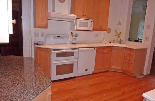 Cape Charles House | Chesapeake Dream - Stately restored Victorian home ONLY 4 houses from the BEACH!