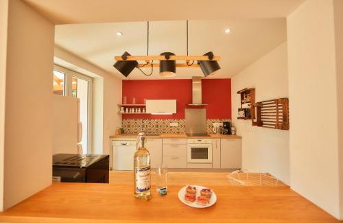 Chevigny Apartment | Chevilyna - cosy - calme-climatisation-jardin-animaux autorisés