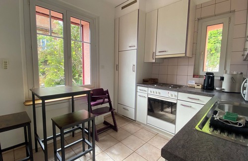 Neuchatel Apartment | Chez Carole - Appartement Meublé Pour Séjours de Court et Moyen Terme