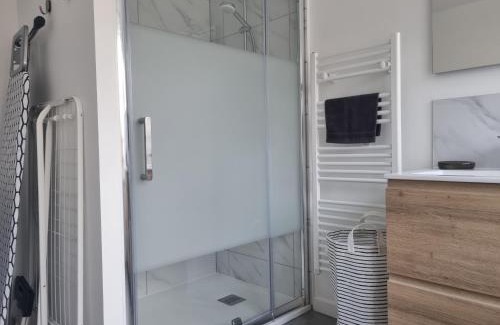 Saint-Amand-les-Eaux Apartment | Chez Clement et Mathilde - T2 hyper centre tout équipé