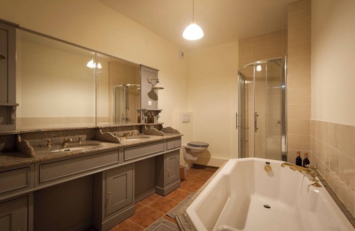 Saint-Amand-Montrond House | Chez Diane