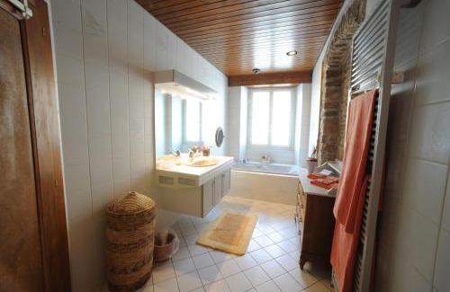 La Chaux-de-Fonds Hotel | Chez Gilles hôtel resto bar SA