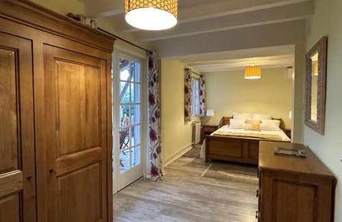 Bassoues Bed & Breakfast | Chez Jay à Bassoues