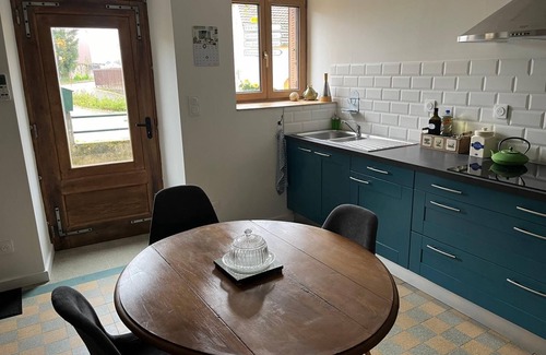 Merey-sous-Montrond Apartment | Chez la Georgette - Appartement Cosy