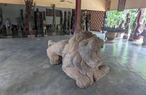 Abomey House | Chez Monique