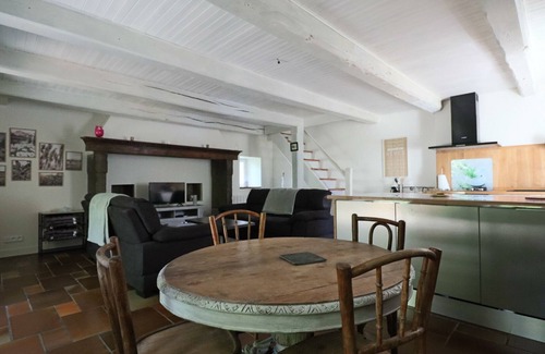 Saint-Sauves-d'Auvergne House | Chez Théo, a typical Auvergne house