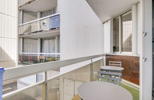 Saint-Germain-en-Laye Apartment | Chic and spacious apart with parking