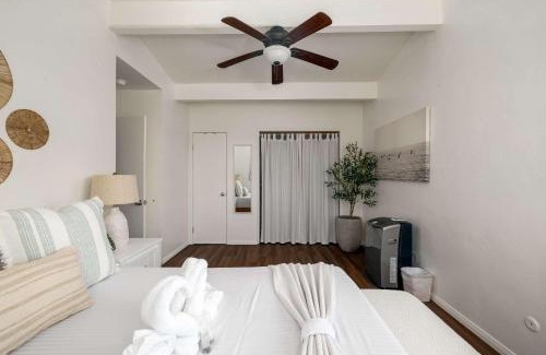Point Loma House | Chic Beach Retreat - Newly Furnished 1BR in Ocean Beach!