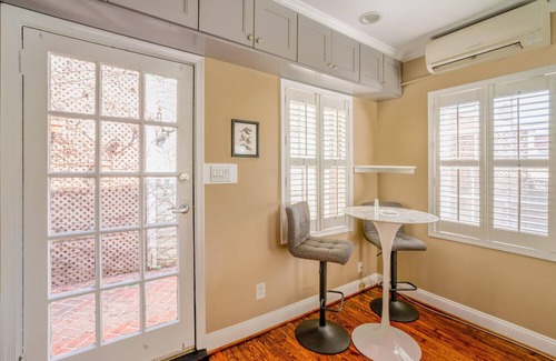 Georgetown House | Chic Georgetown 1BR w/W/D, nr Baseball, Bars & Dining, by Blueground