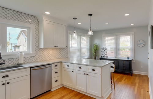 Avon Lake House | Chic Home w/Deck, Walk to Lake Erie!